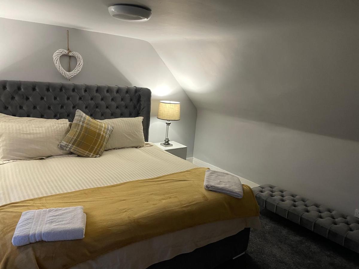 Commercial Hotel Insch Ngoại thất bức ảnh